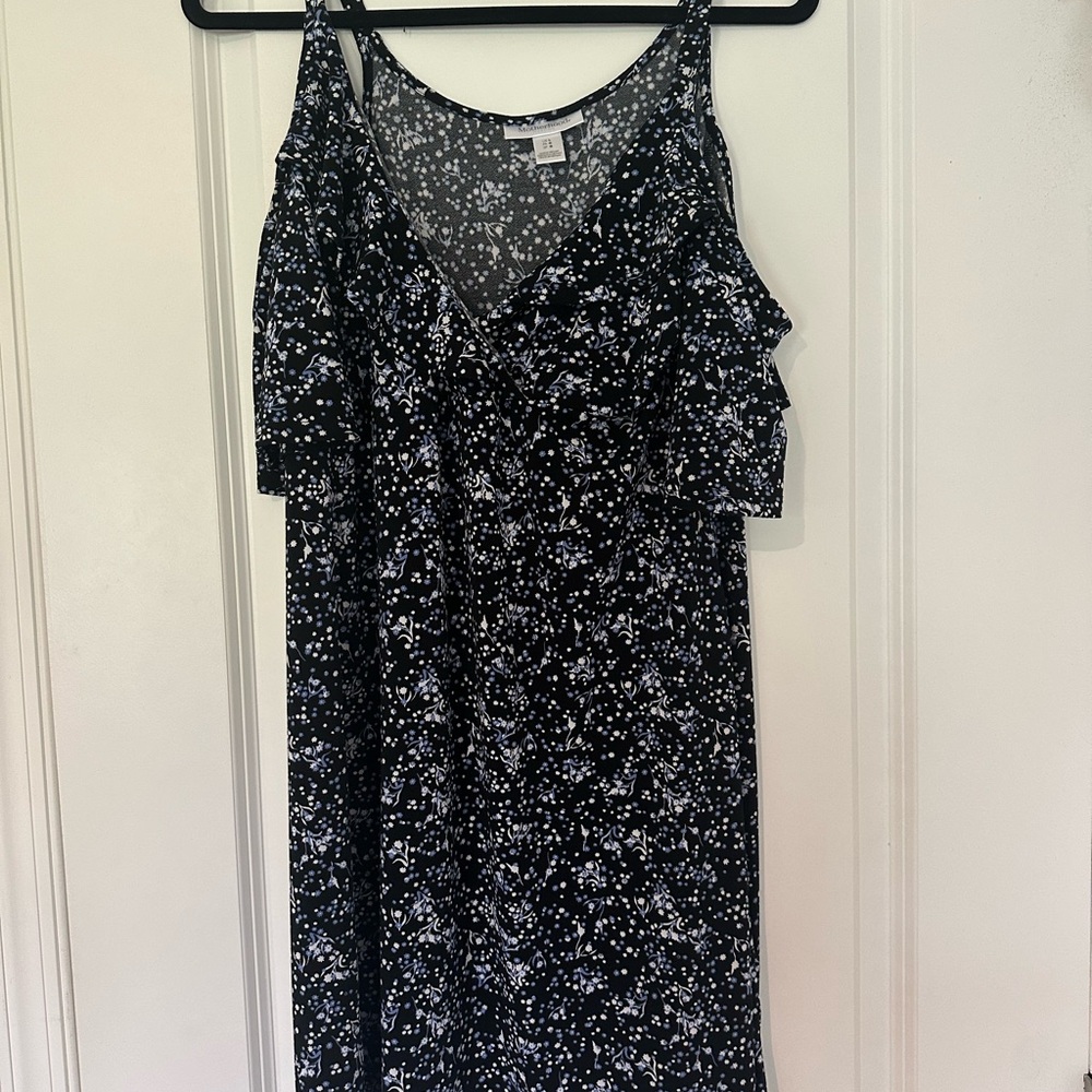 Motherhood Maternity One Shoulder Black and White Dress